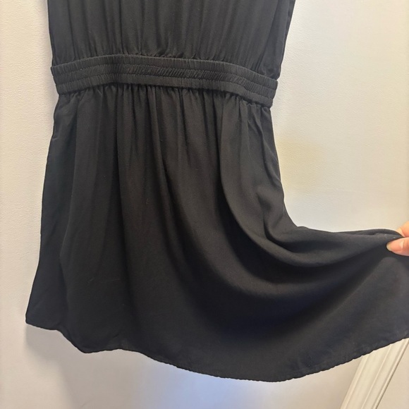 Aritzia Talula Roppongi Dress black sleeveless casual dresss - Picture 3 of 9